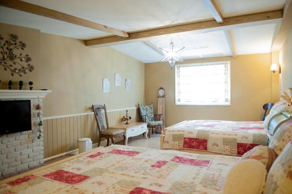 Fazhana Village B&B Kota Hualien Bagian luar foto